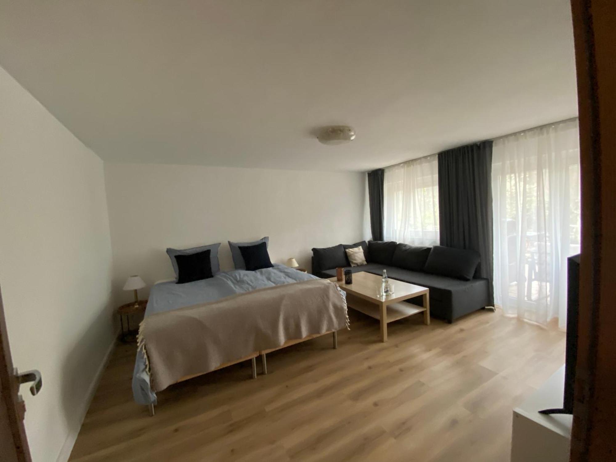 Pension Mit Moselblick Klotten Exterior foto